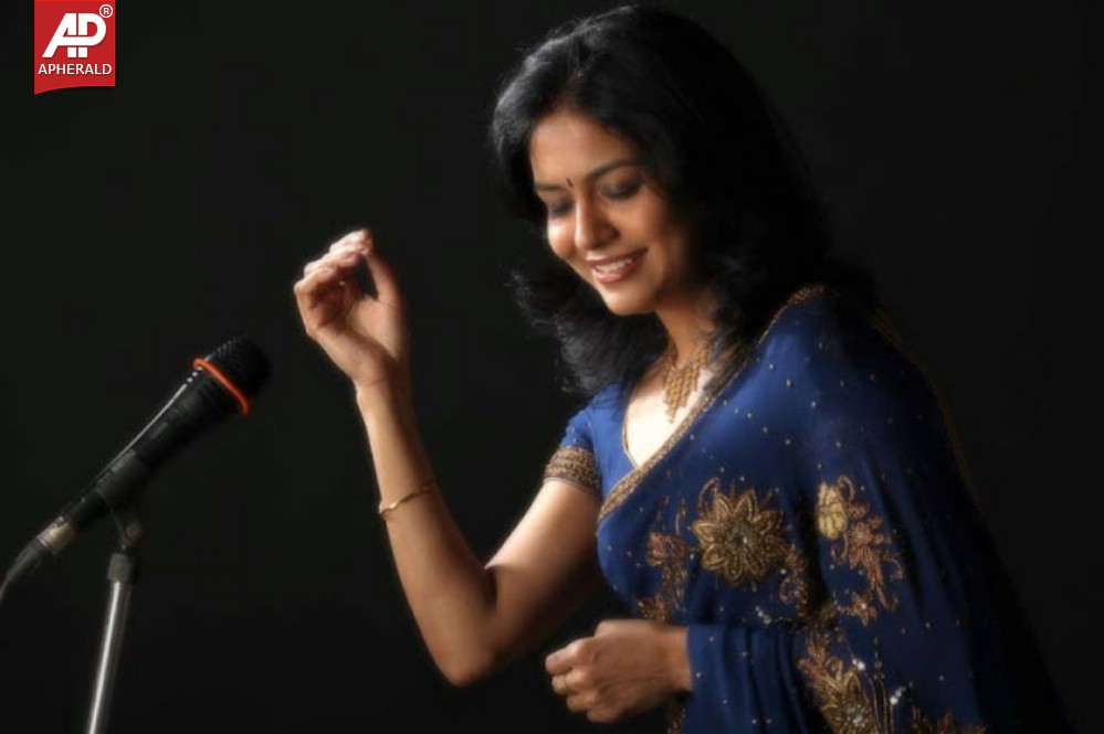 singer sunitha latest stills