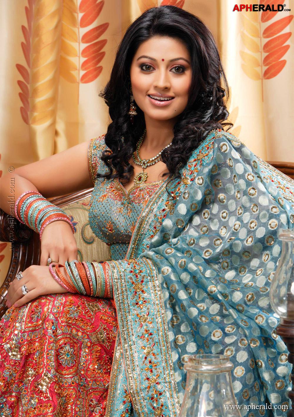 Sneha New Pics