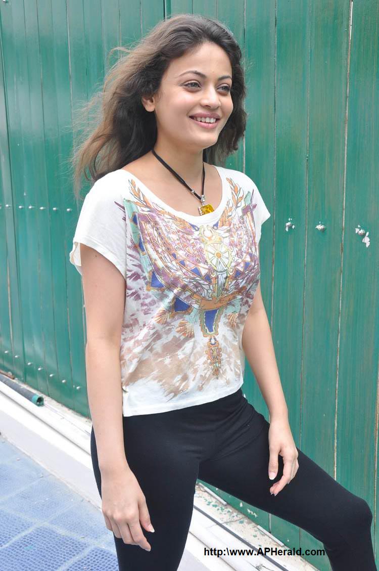 Sneha Ullal