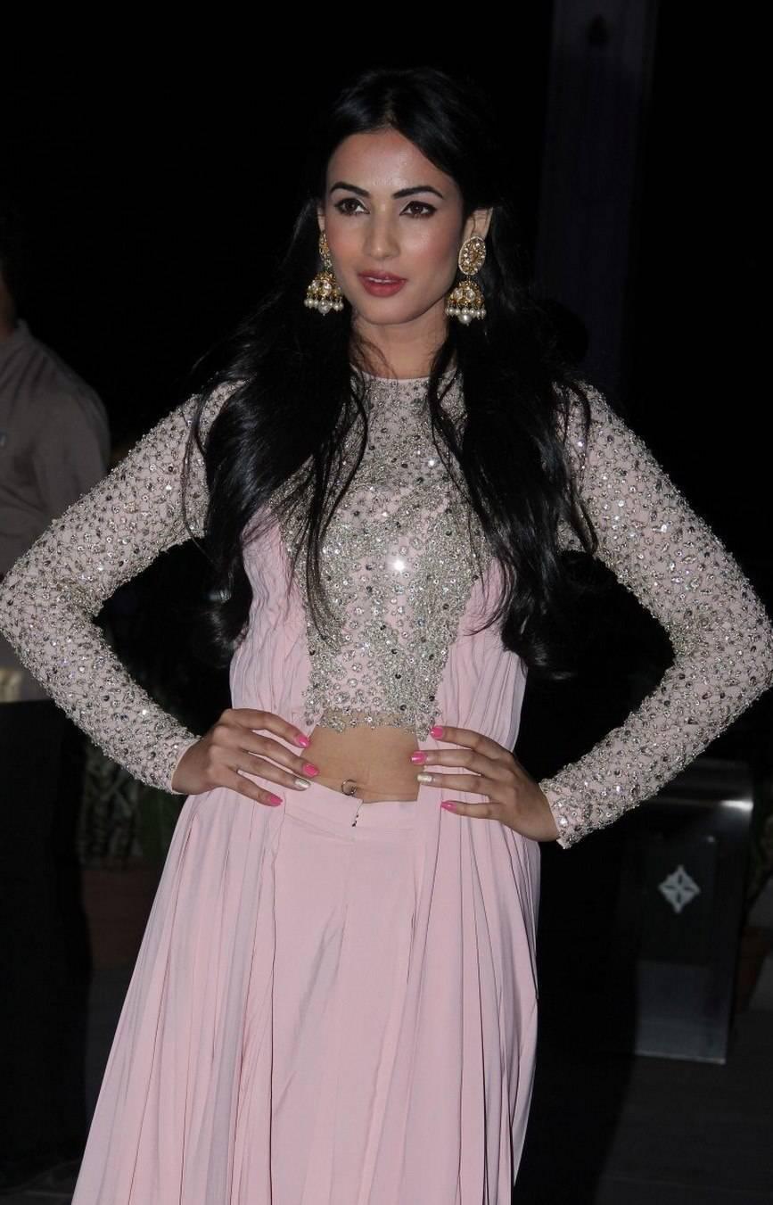 Sonal Chauhan Photos At Tulasi Kumar Wedding Reception