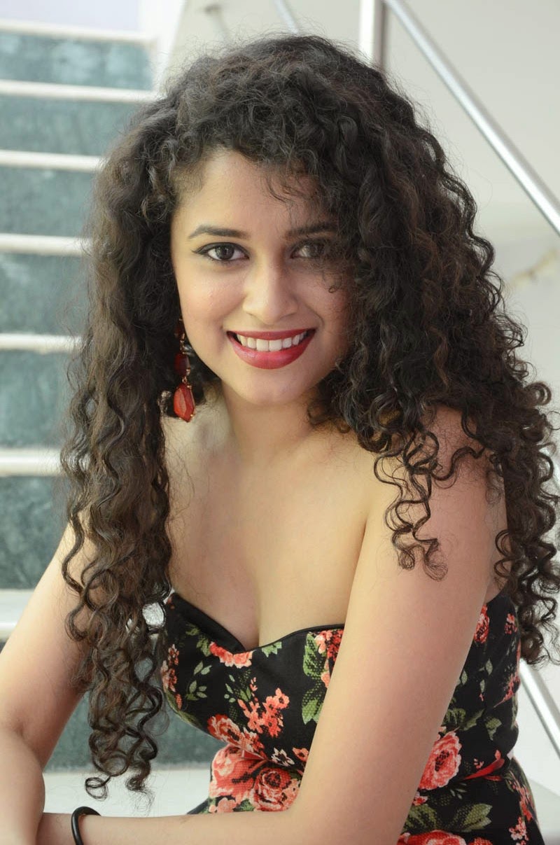 Soumya Sukumar Latest Photo Shoot