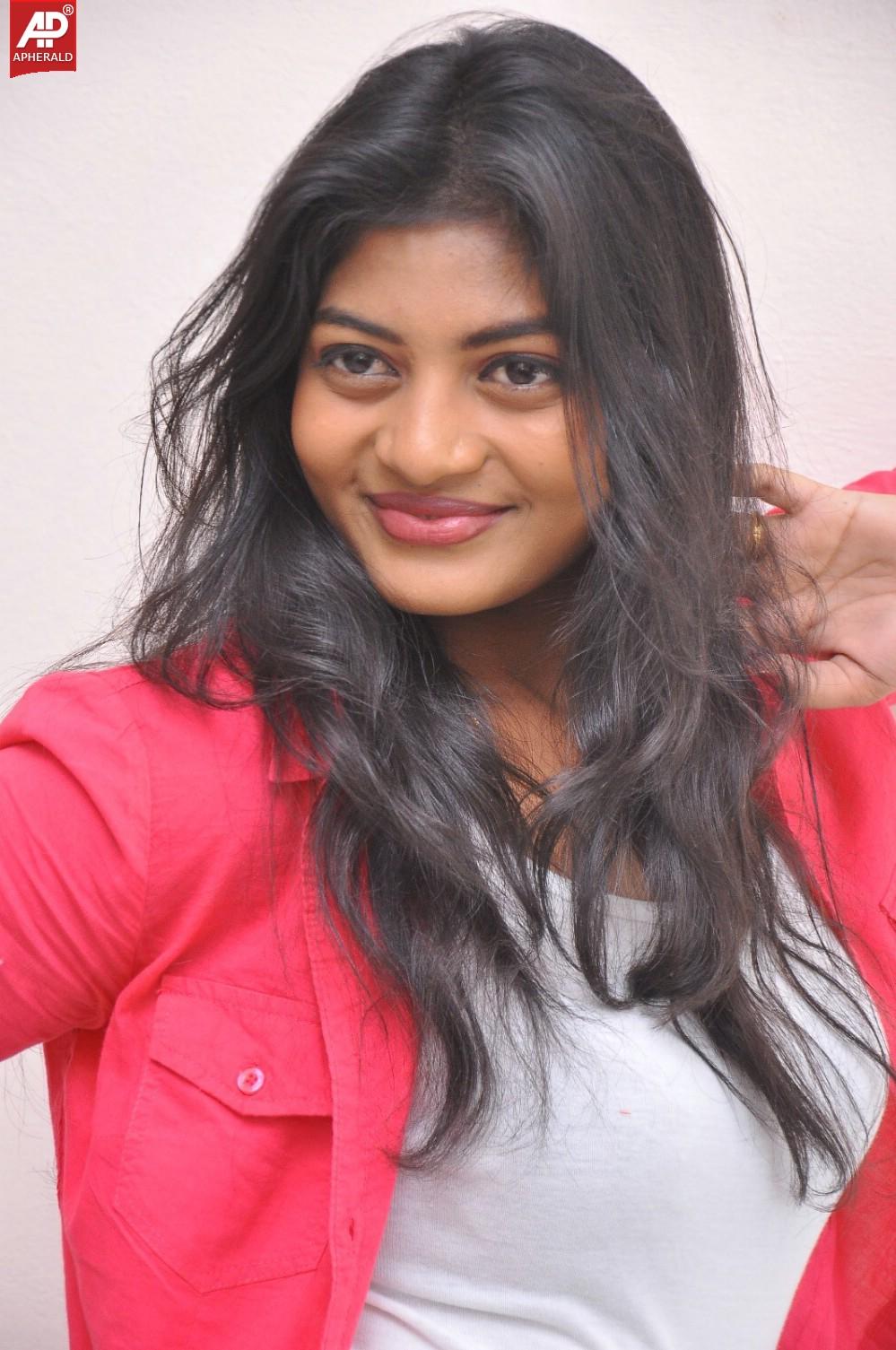 Sowmya Latest Pics