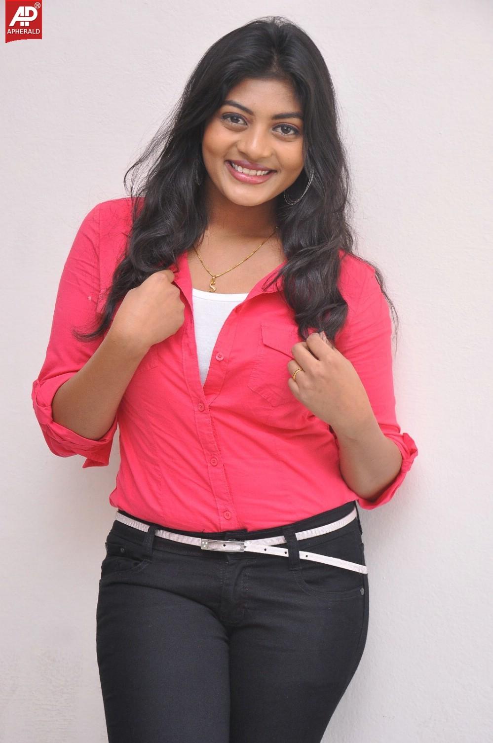 Sowmya Latest Pics