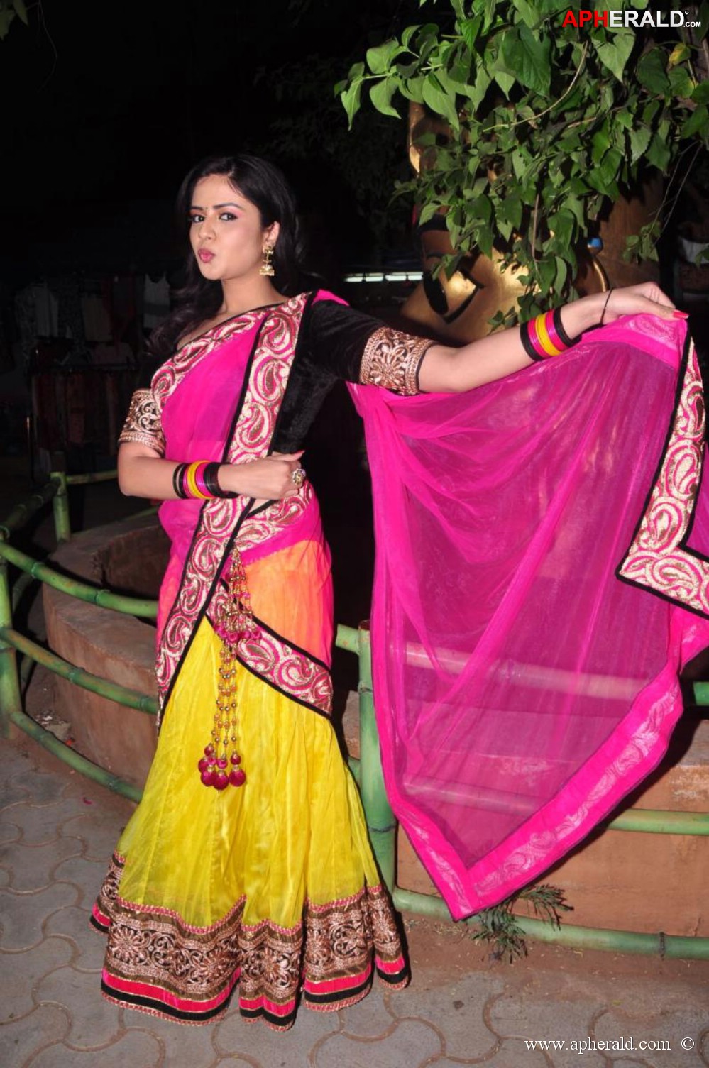 Sri mukhi New Photos