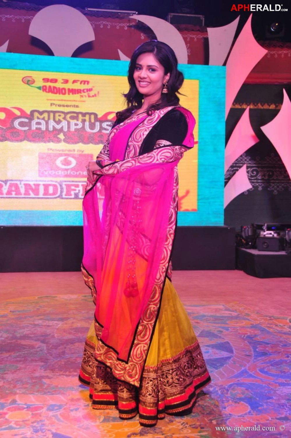 Sri mukhi New Photos