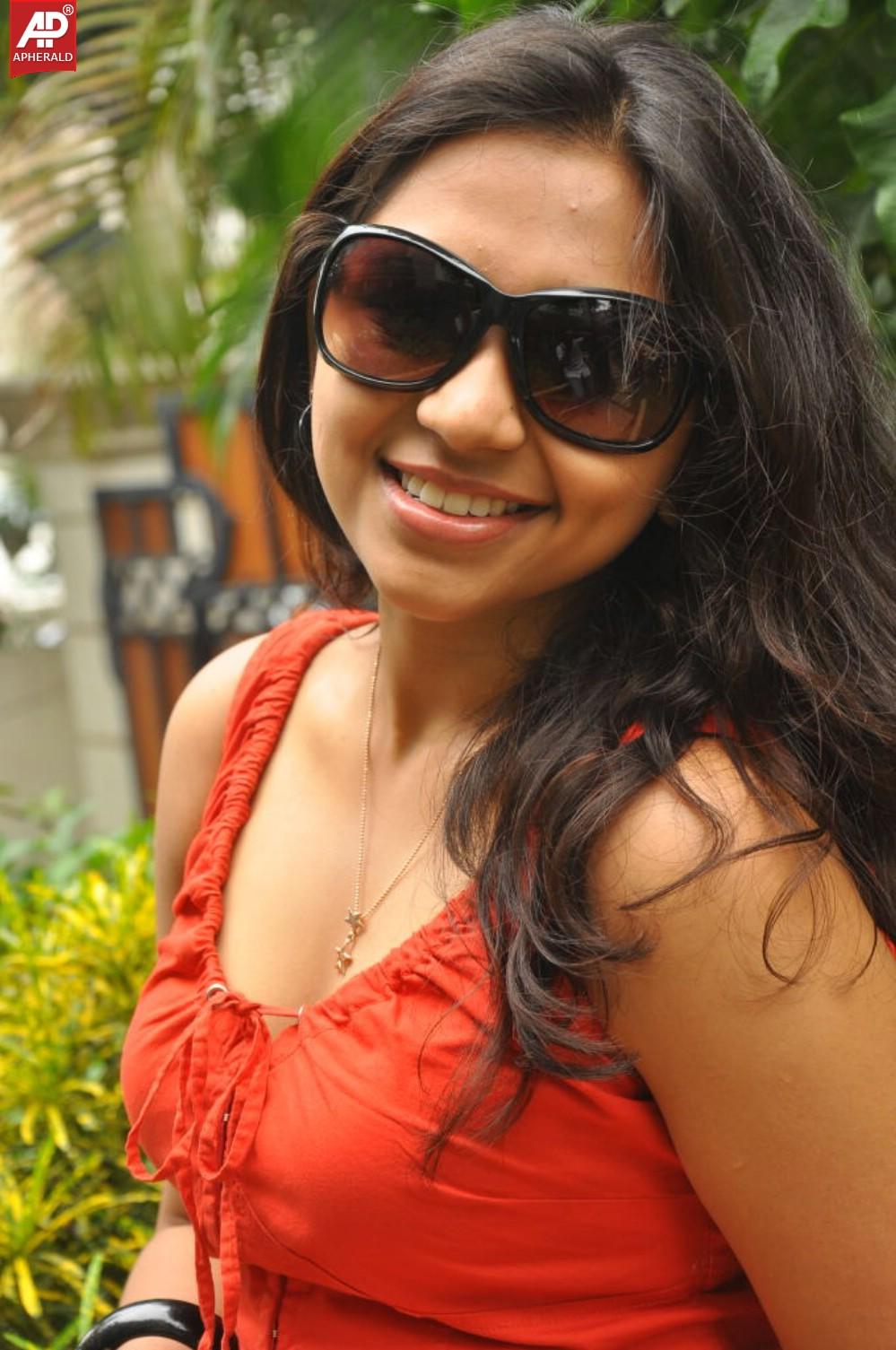 Sri Ramya New Stills