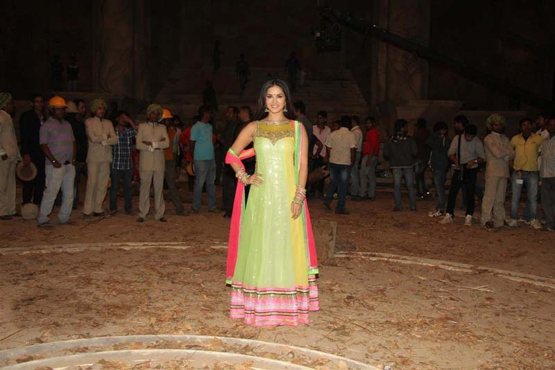 Sunny Leone New Movie Stills