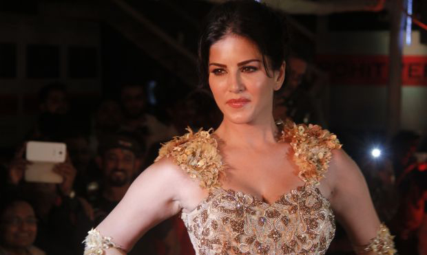 Sunny Leone Ramp Walk Stills