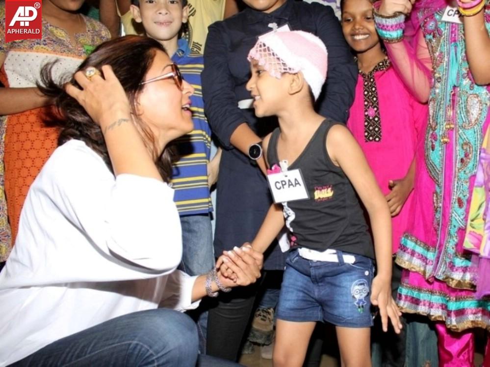 Sushmita Sen Celebrates Miss Universe Win With Cancer Affected Kids