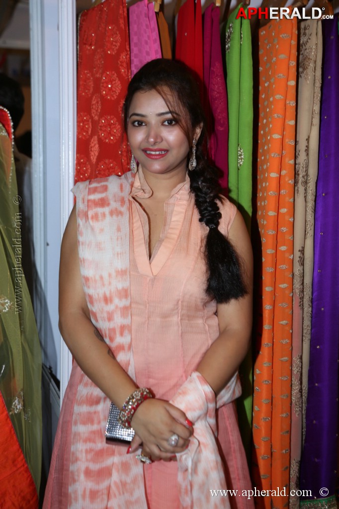 Swetha Basu Prasad Latest Pics