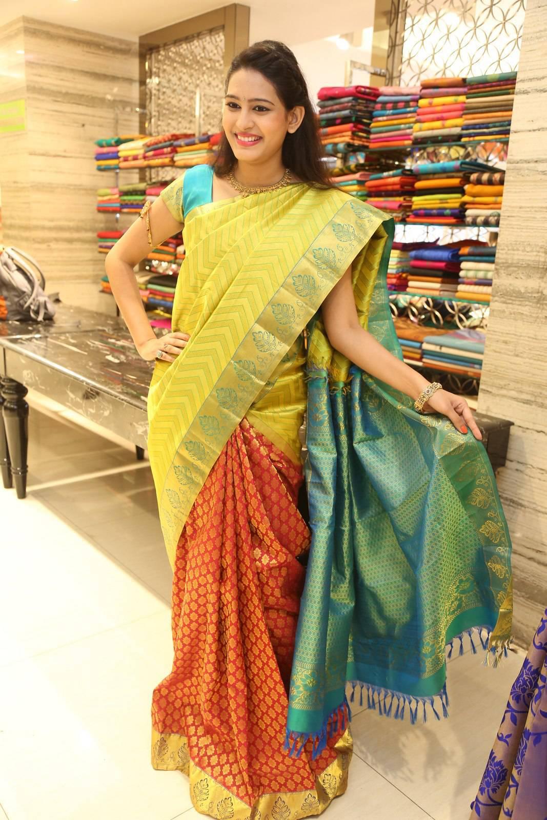 Swetha Jadhav Saree Photos At CMR Designer Bridal Collection