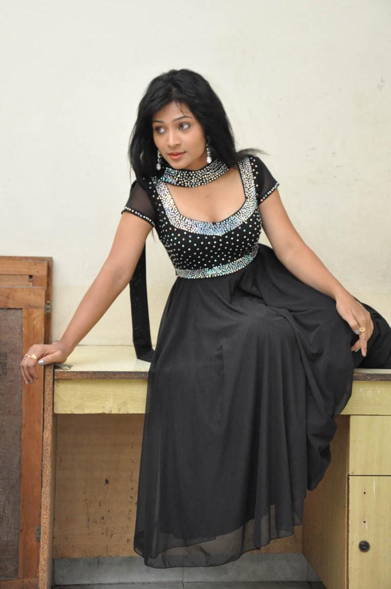 Swetha Spicy Images