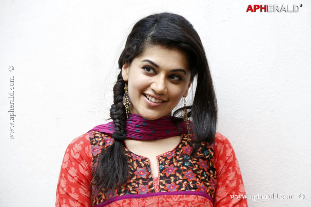 Taapsee Cute Pics