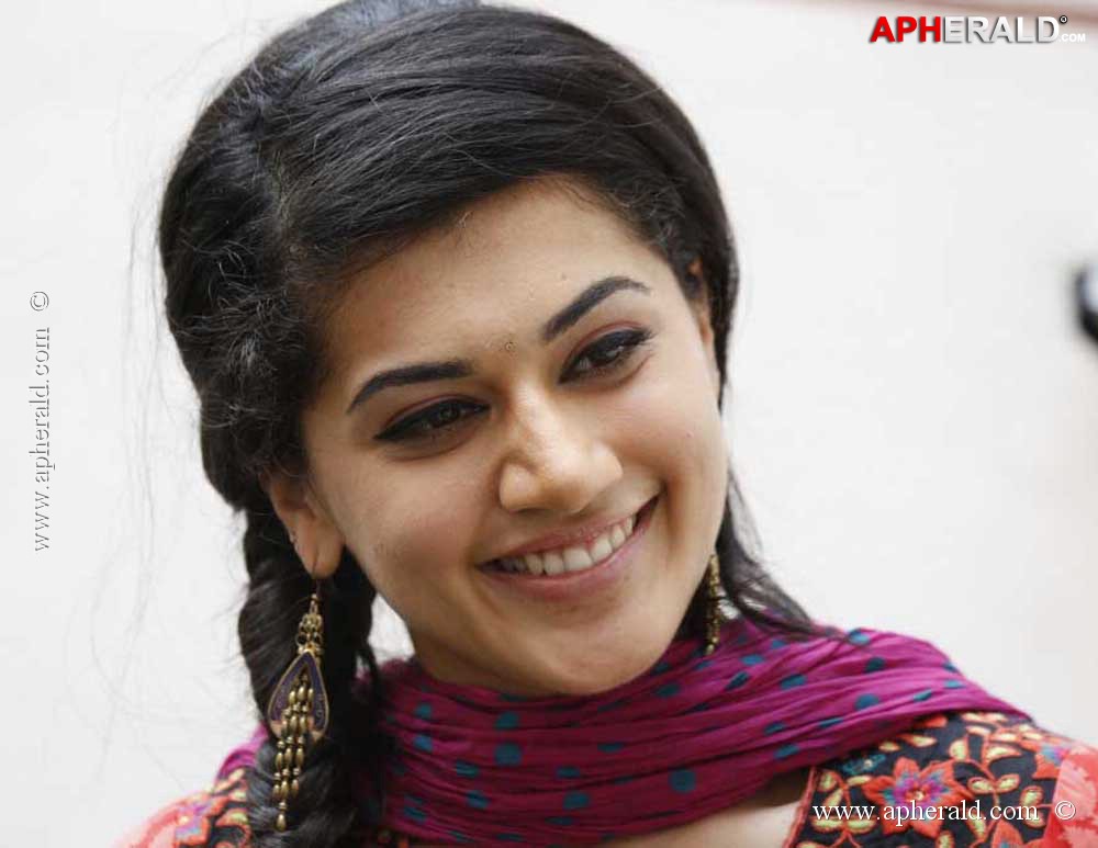 Taapsee Cute Pics