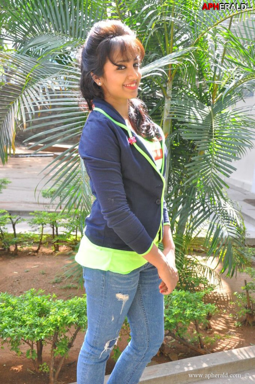Taju latest Stills