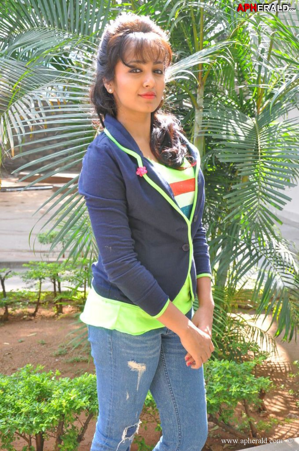 Taju latest Stills