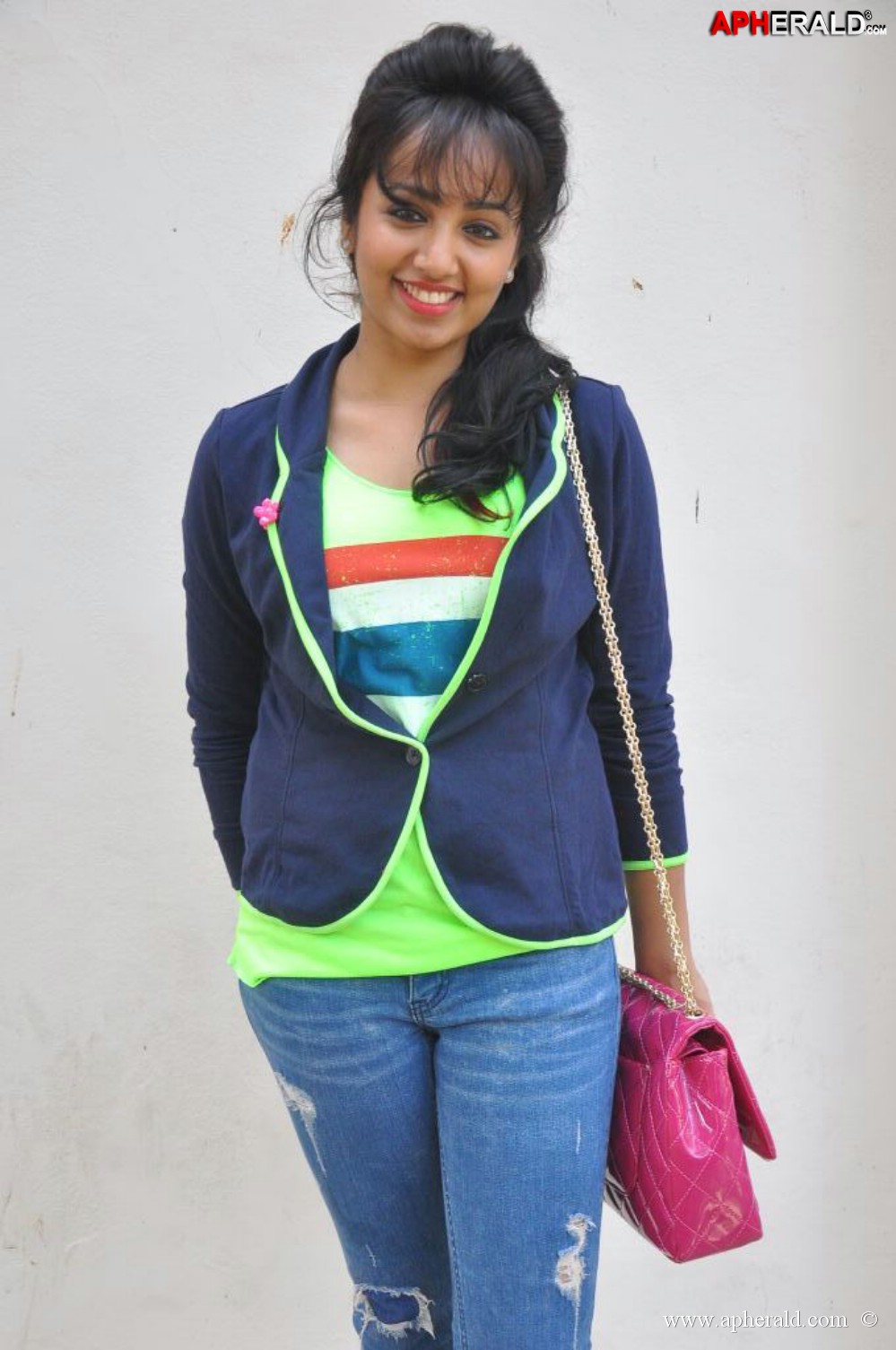 Taju latest Stills