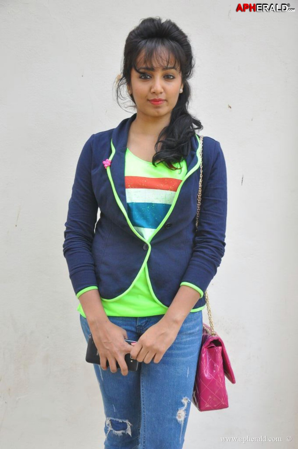 Taju latest Stills