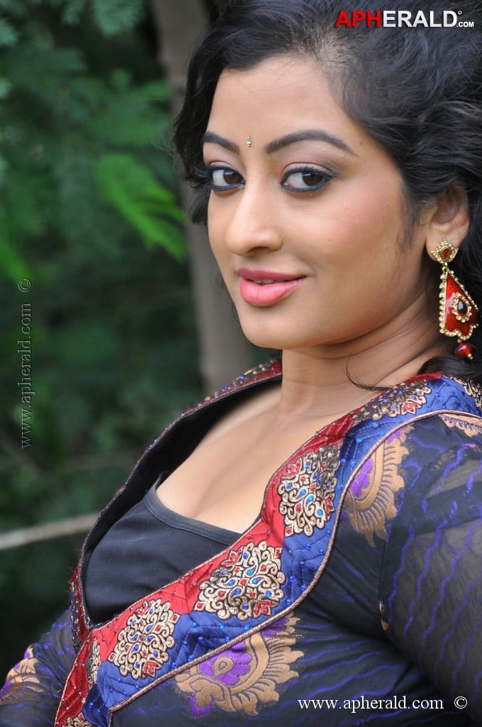 Tanishka Latest Stills