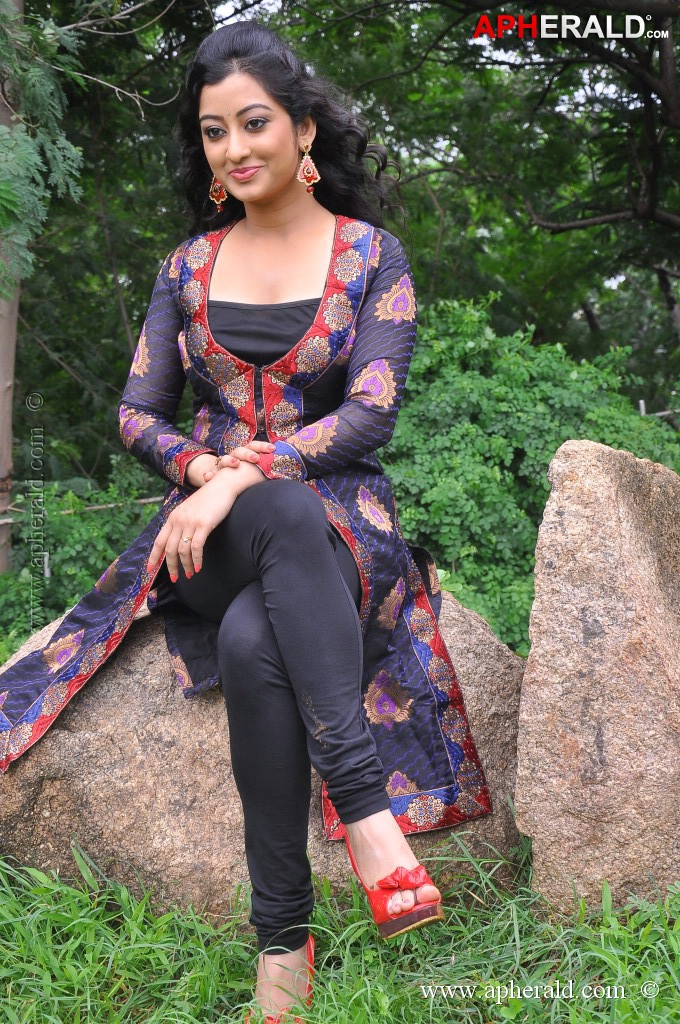 Tanishka Latest Stills