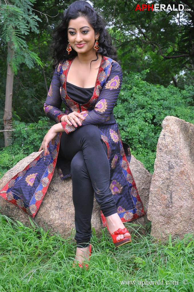 Tanishka Latest Stills