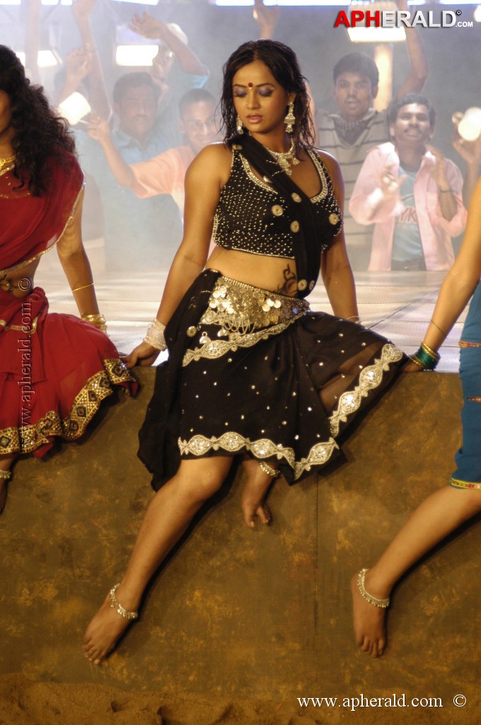 Tanu Roy Spicy Photos