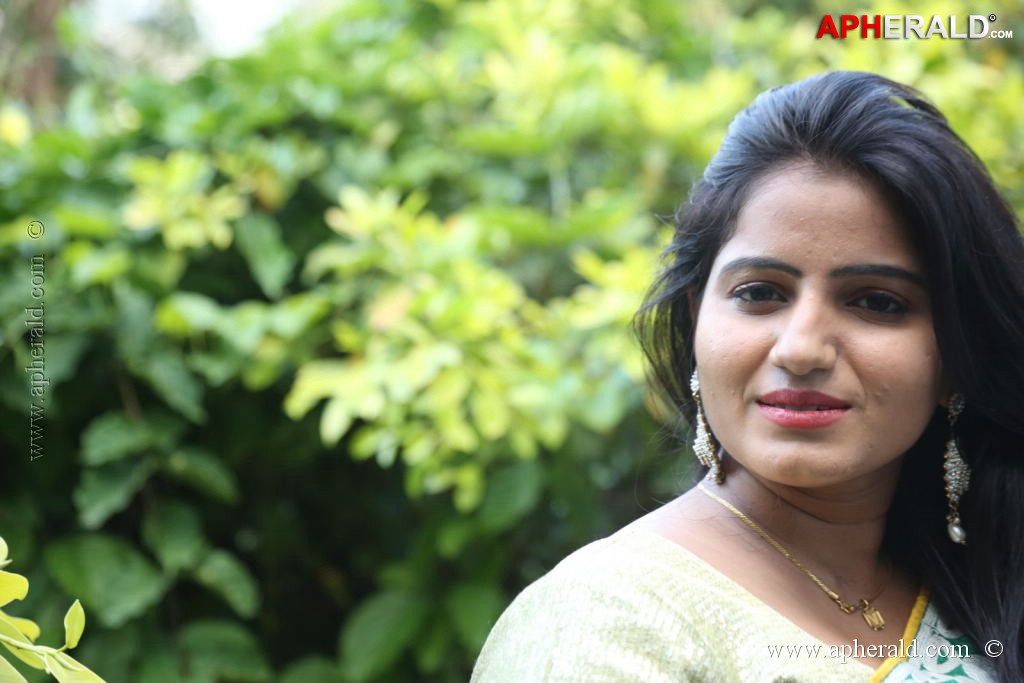 Tanusha Spicy Stills