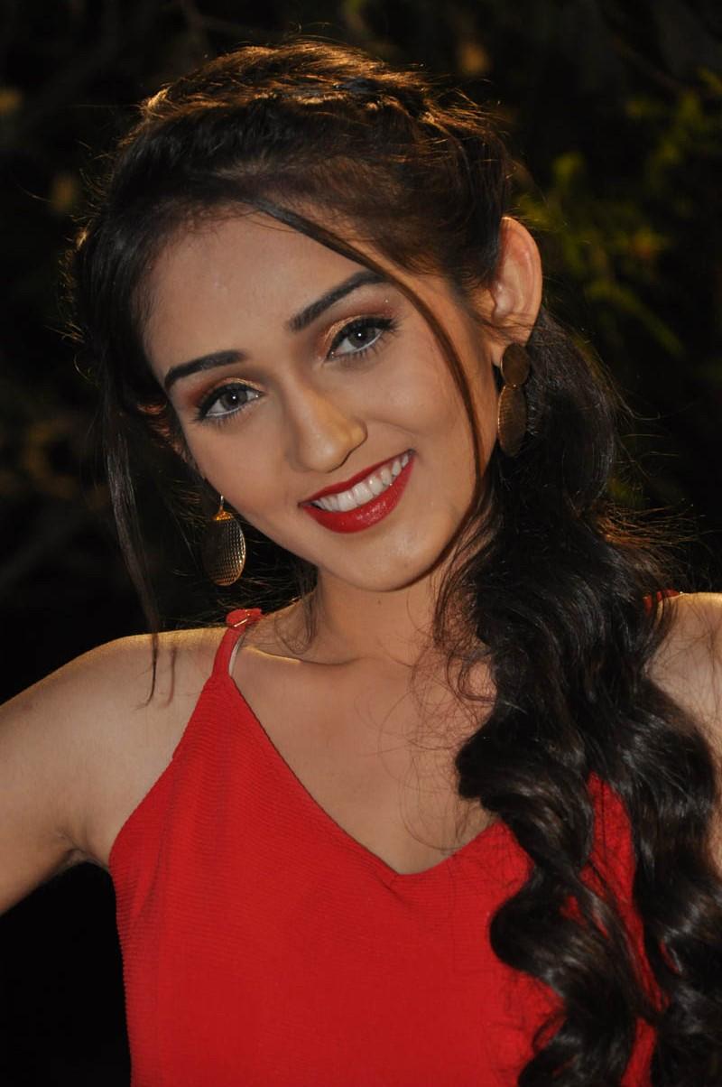 Tanya Sharma Photos
