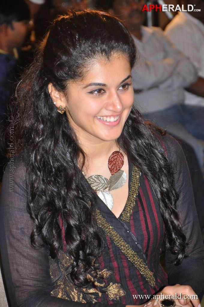 Tapsee New Stills