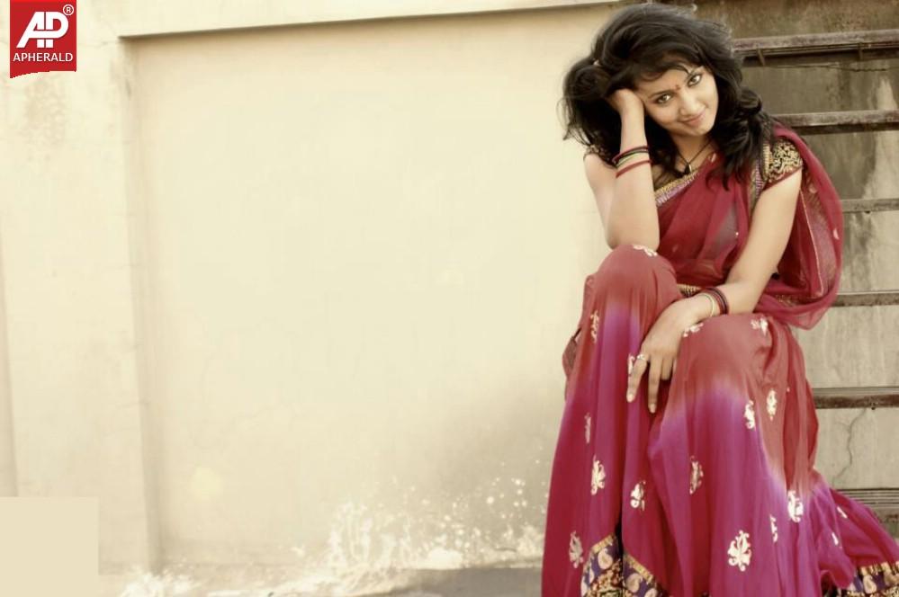 Tejaswi Madivada Photo Gallery