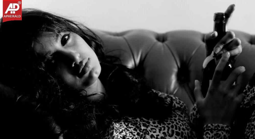 Tejaswi Madivada Photo Gallery