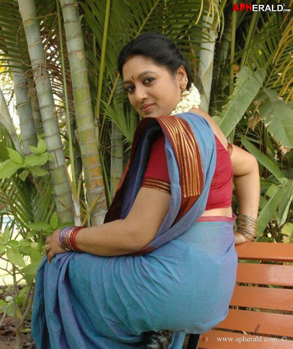 Telugu Actress Sana Pics