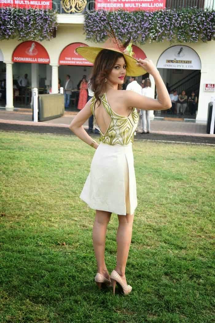 Urvashi Rautela Photos At Poonawala Race