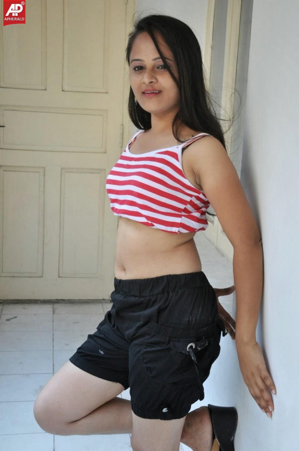 Usha Hot n Spicy Stills