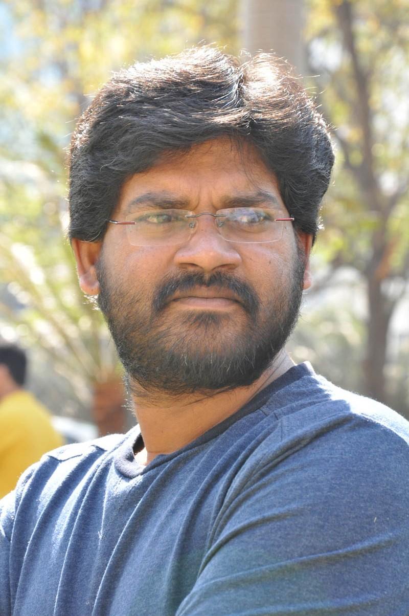Varadhi movie Teaser Launch