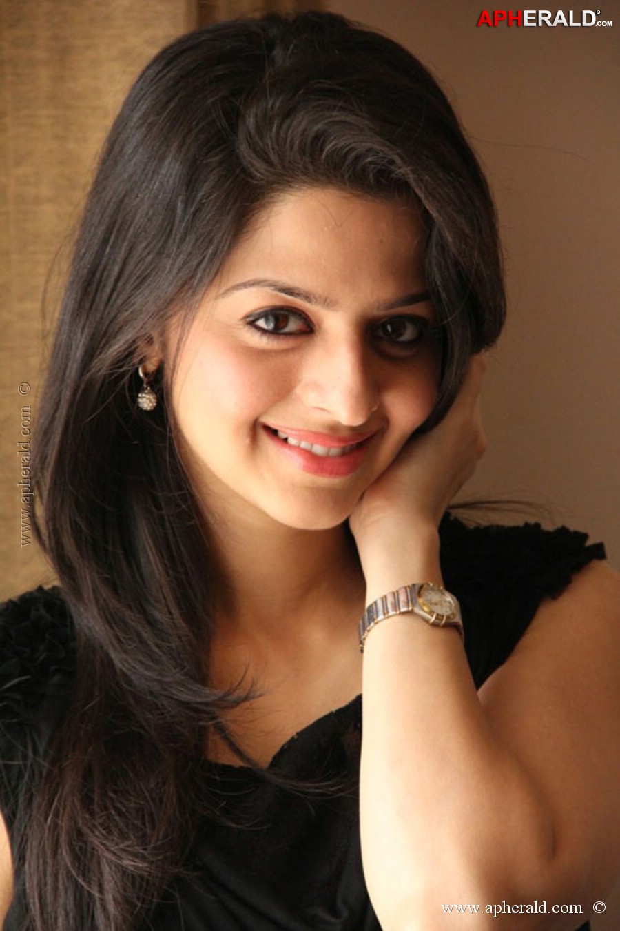 Vedhika Latest Pics