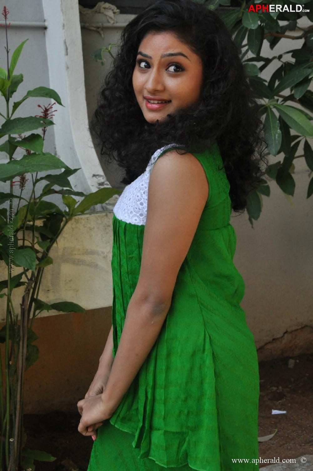 Vishnu Priya Photos