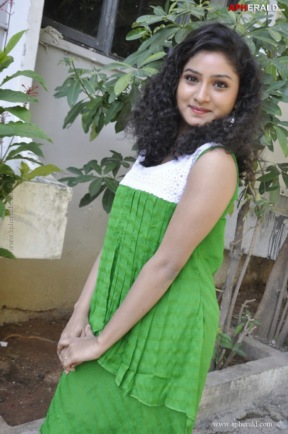 Vishnu Priya Photos