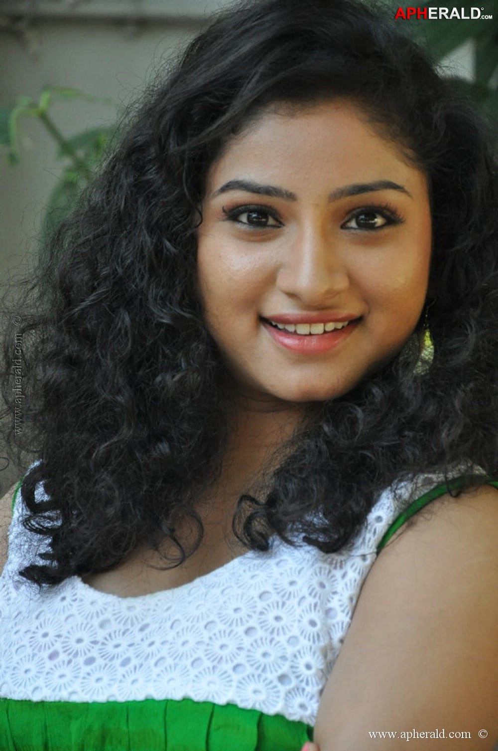 Vishnu Priya Photos
