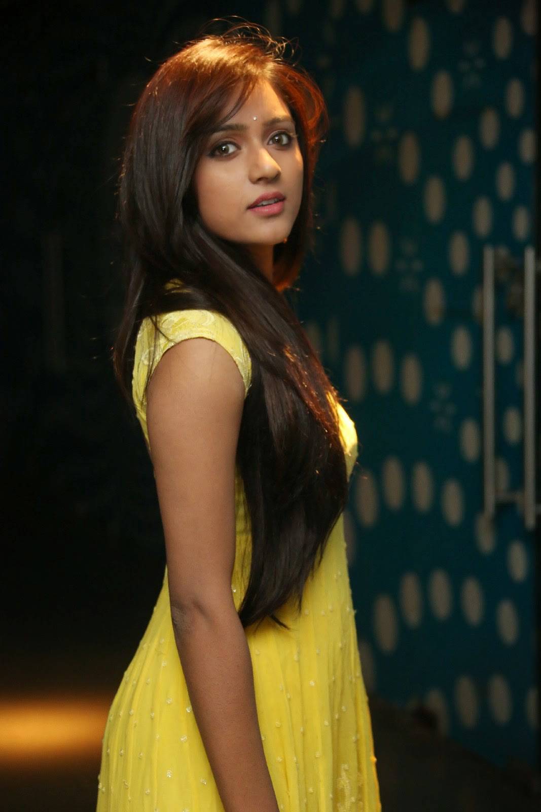 Vithika Sheru Latest Stills