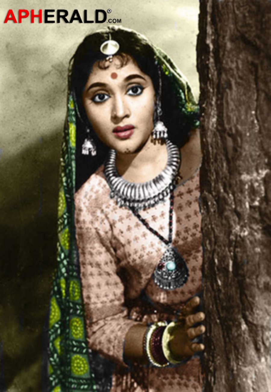 Vyjayanthimala Photos