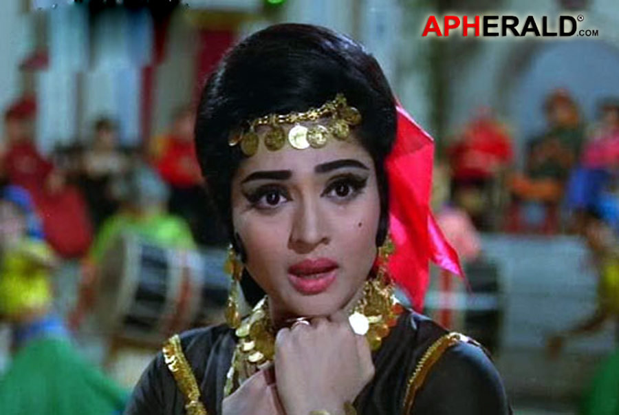 Vyjayanthimala Photos