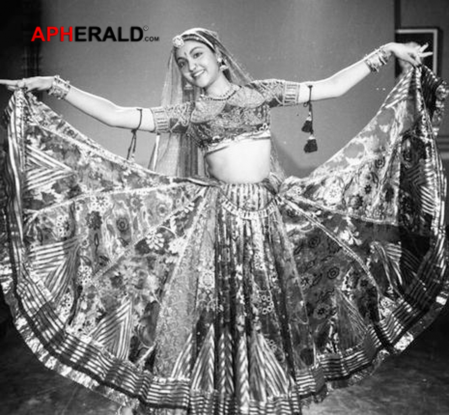 Vyjayanthimala Photos