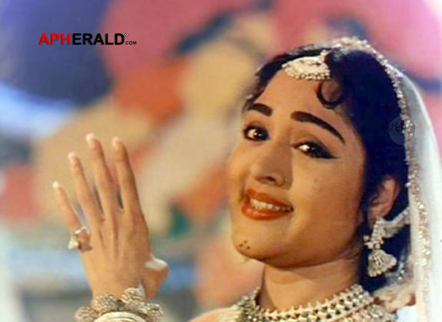 Vyjayanthimala Photos