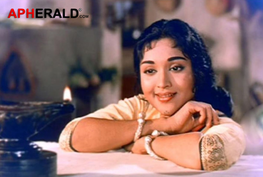 Vyjayanthimala Photos