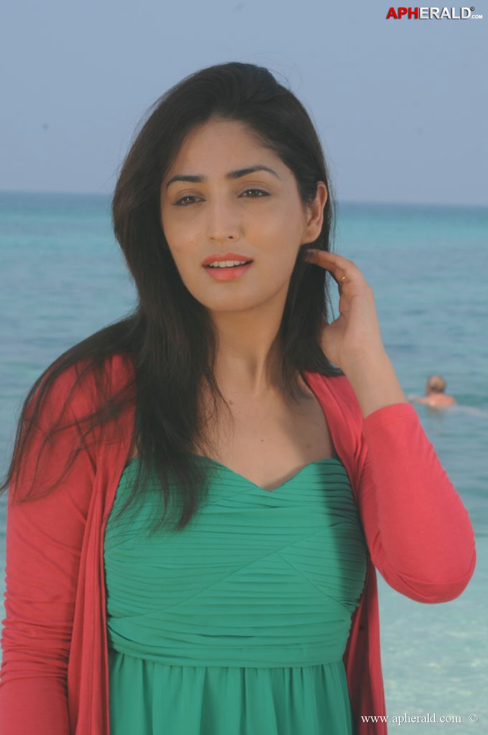 Yami Gautam New Photos