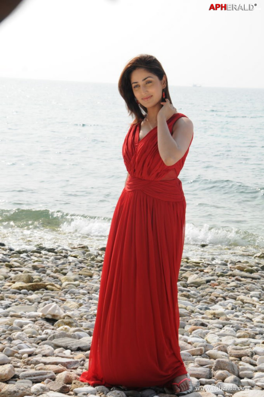 Yami Gautam New Photos