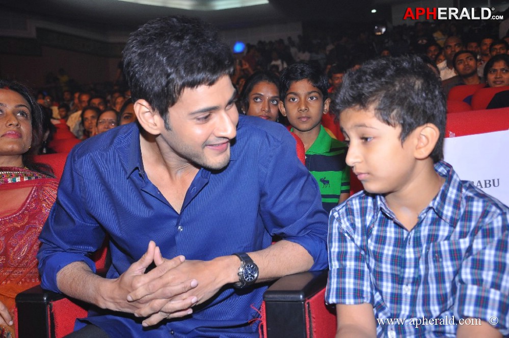 1 Nenokkadine Audio Launch 2
