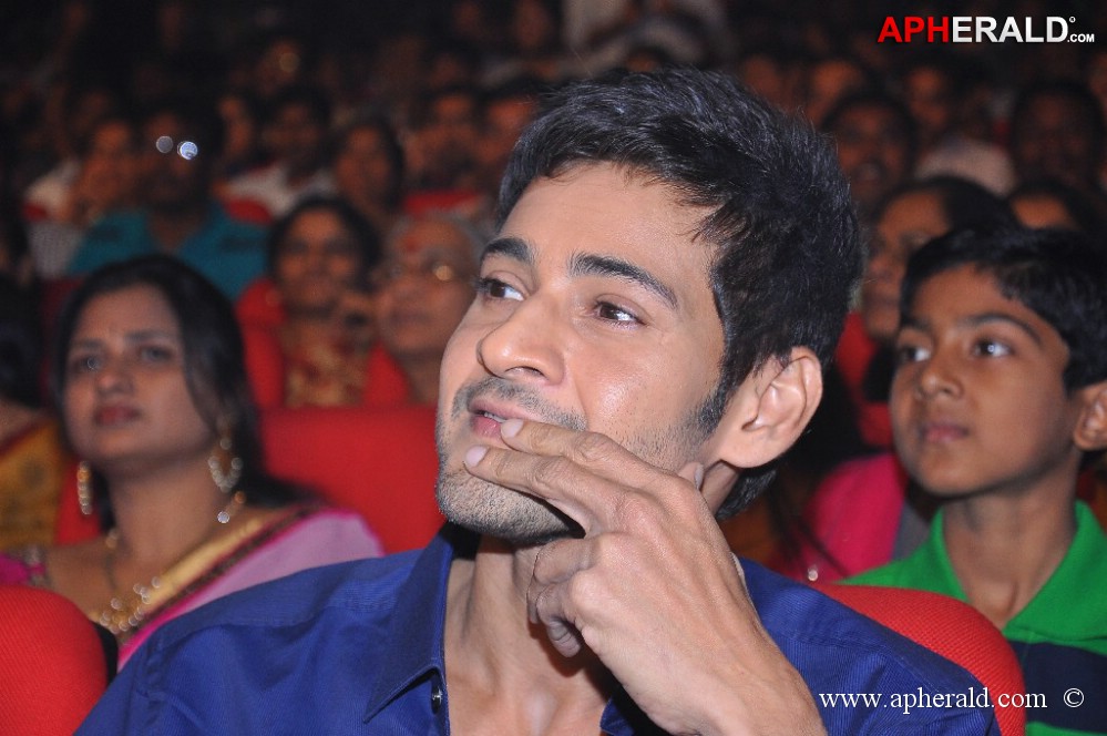 1 Nenokkadine Audio Launch 2