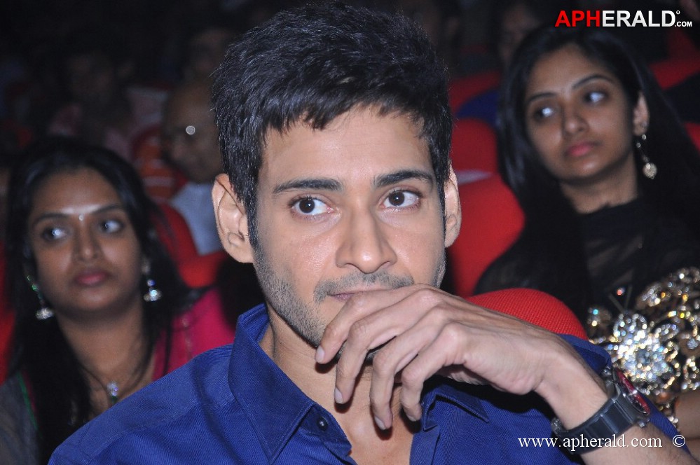1 Nenokkadine Audio Launch 2